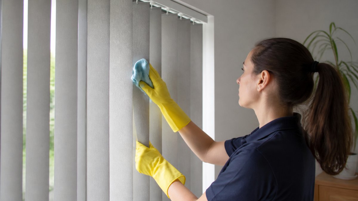 How to Clean Made-to-Measure Vertical Blinds