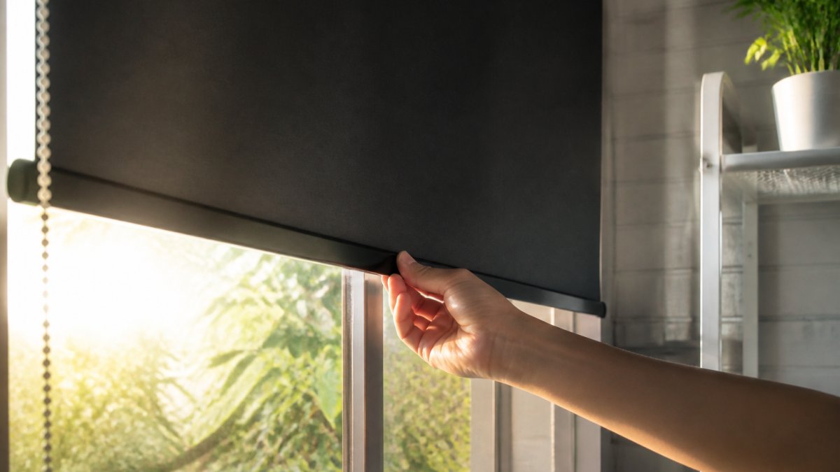 Is blackout fabric good for heat reduction?