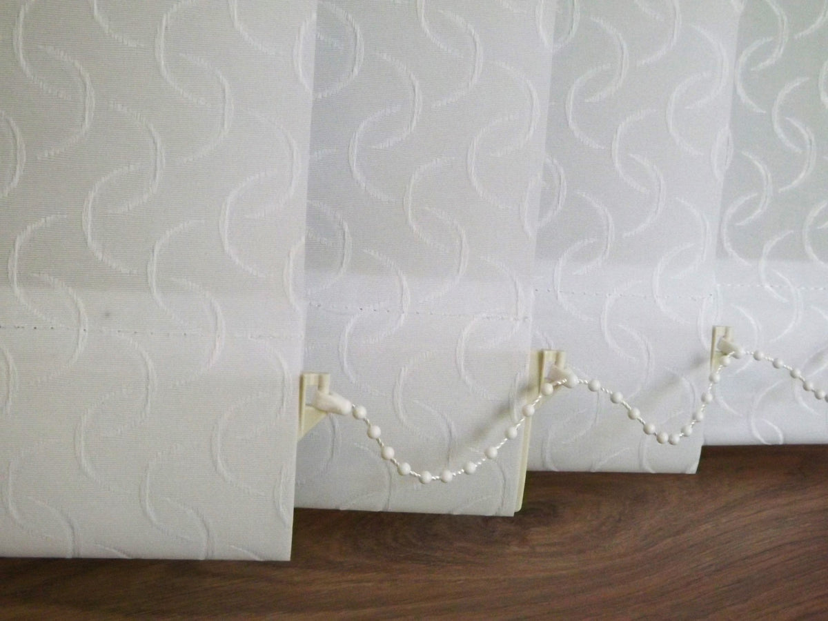 Cameo Cream vertical blind fabric close-up