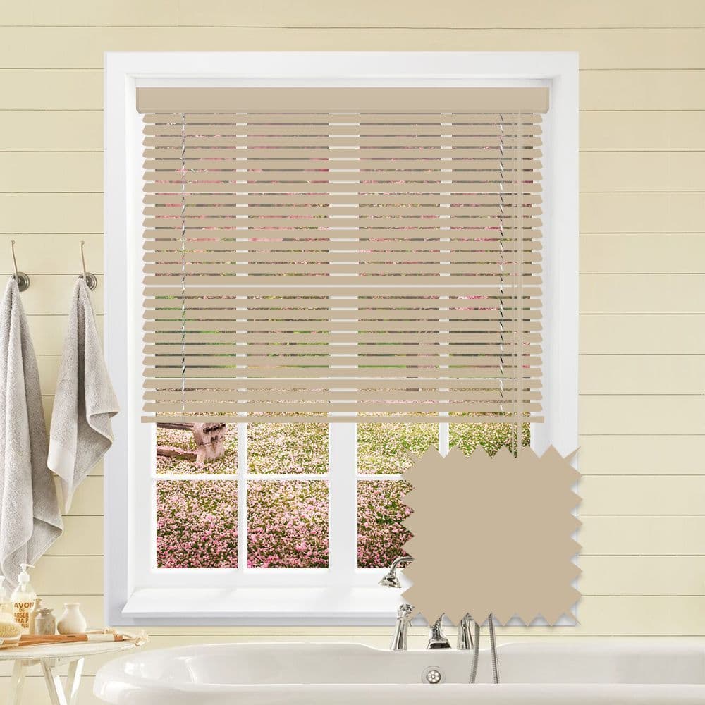 Fawn Aluminium venetian blind in Lusso.