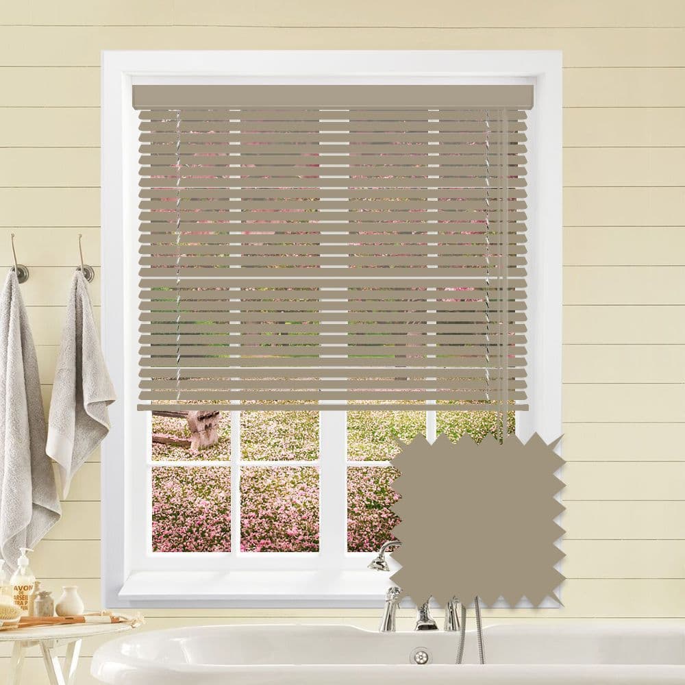 Grey Beige Aluminium venetian blind in Boutique.