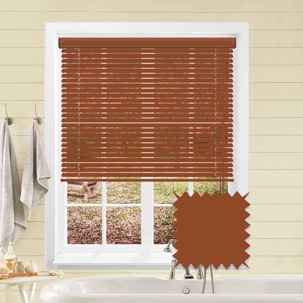 Terracotta Gloss  Aluminium venetian blind in Latino.