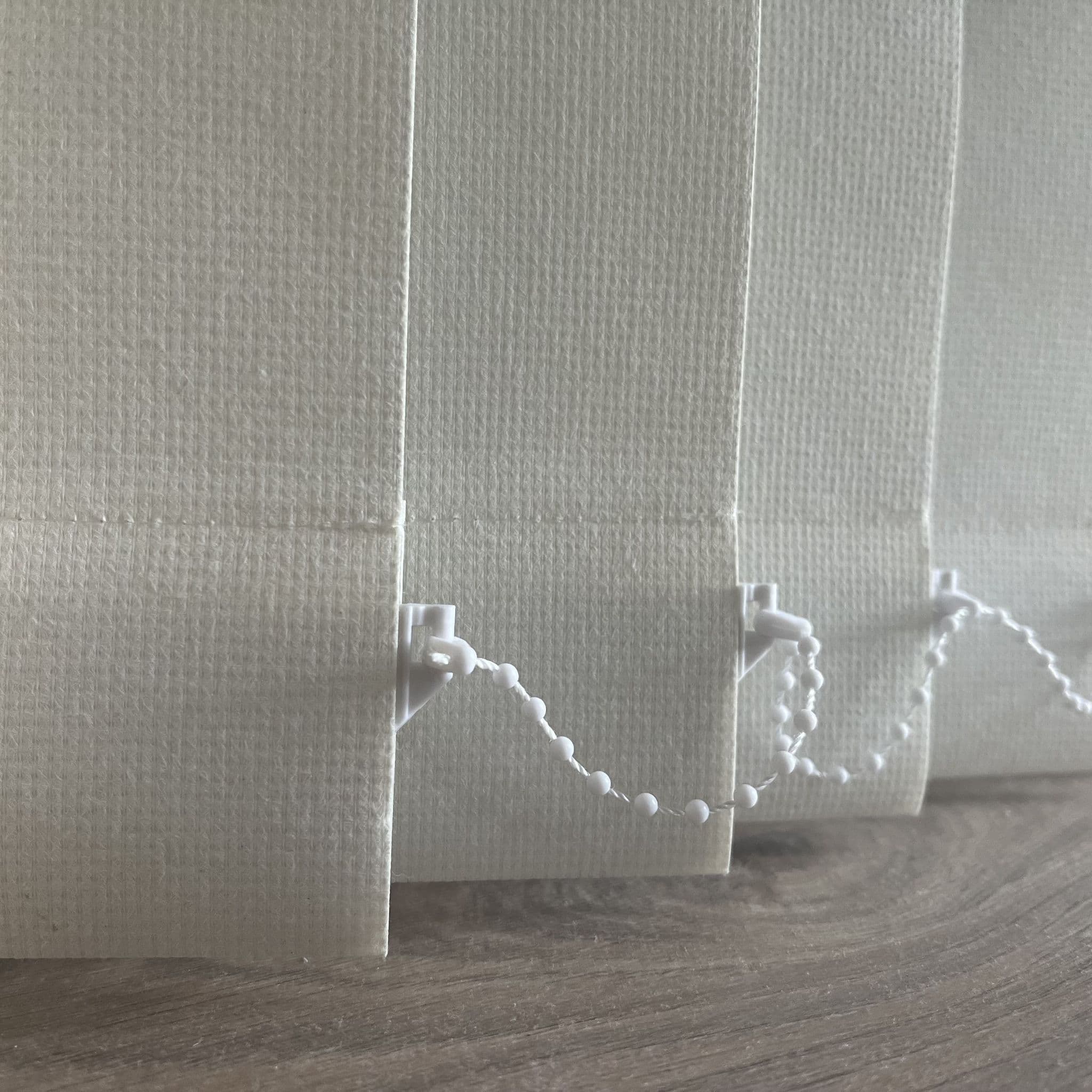 White plain washable Vertical Blind Slats  3.5" (89mm) replacement blind slats